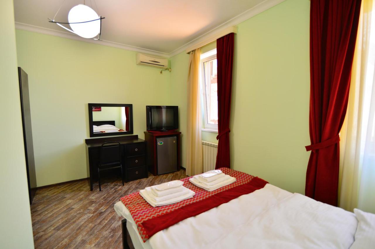 Hotel Blissdom Tbilisi Exterior photo