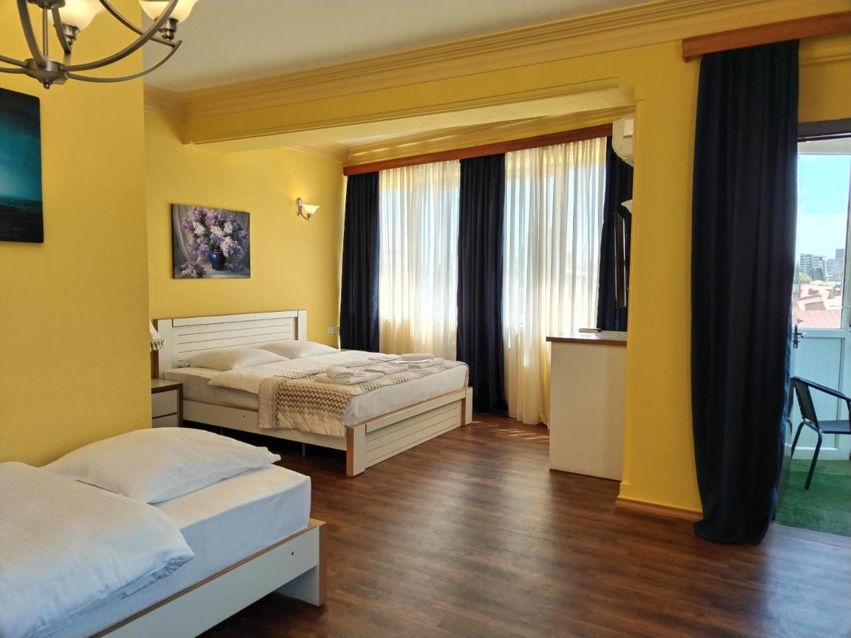 Hotel Blissdom Tbilisi Exterior photo
